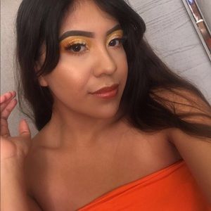 Meet your Posher, Edith